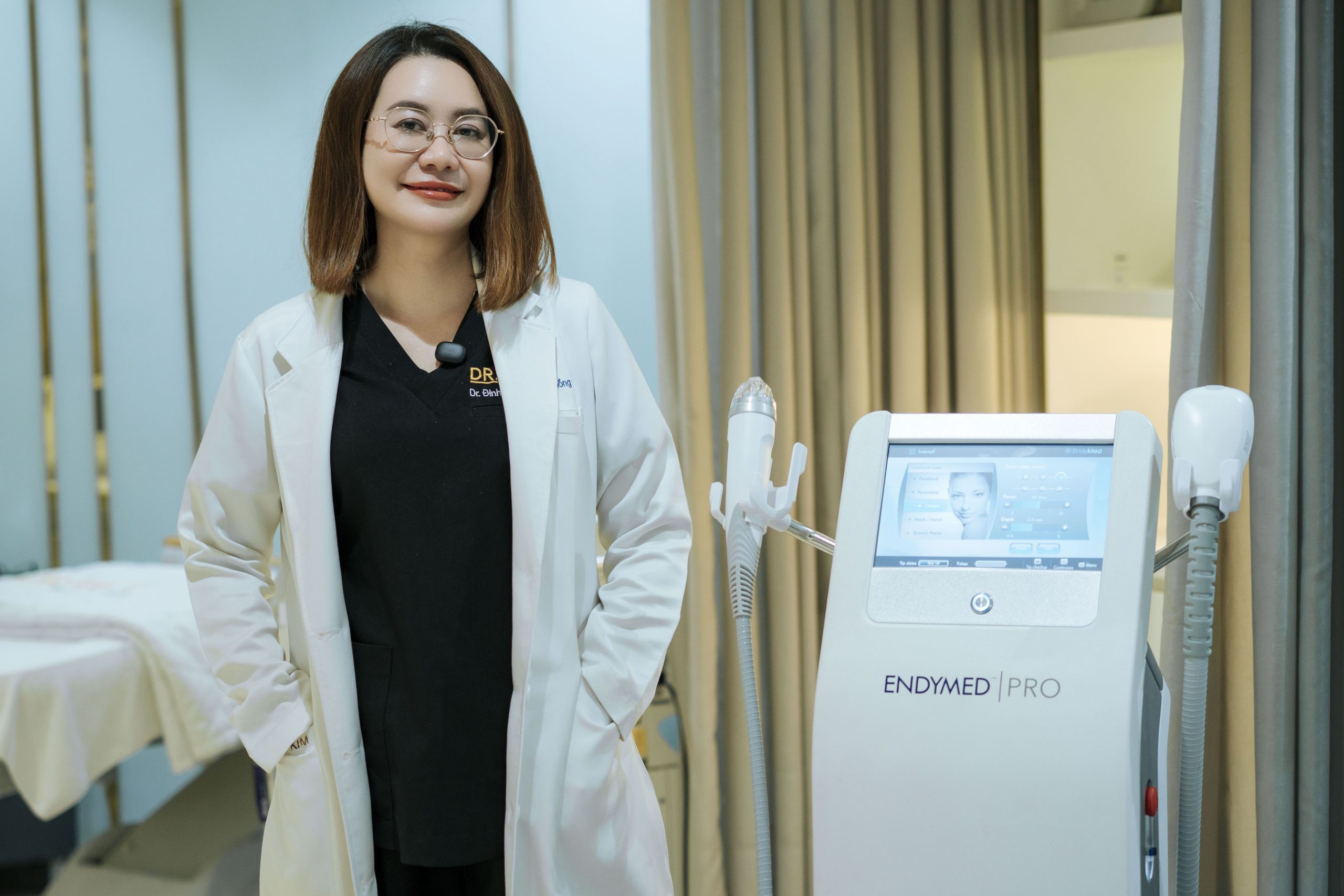 Bác sĩ CKI Da liễu Đinh Hồng Cẩm - Founder Dr Reju